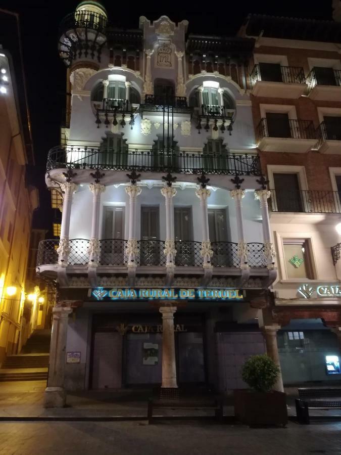 Apartamento La Muralla De 特鲁埃尔 外观 照片