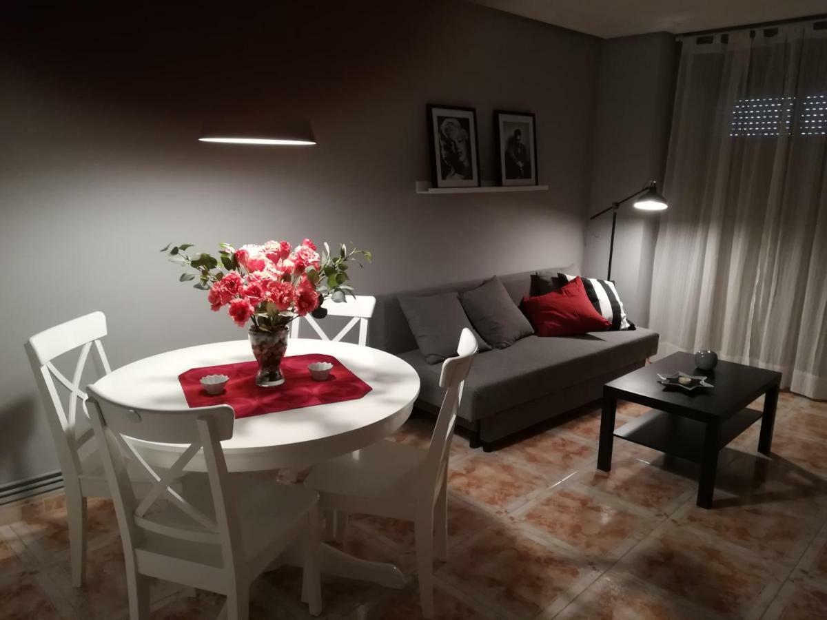 Apartamento La Muralla De 特鲁埃尔 外观 照片